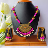 Pink Glass Beads Single Layer Necklace