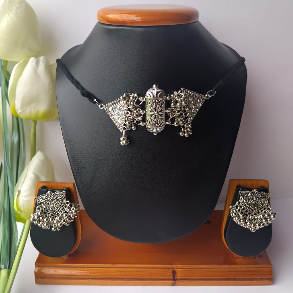 Devika Heritage Choker
