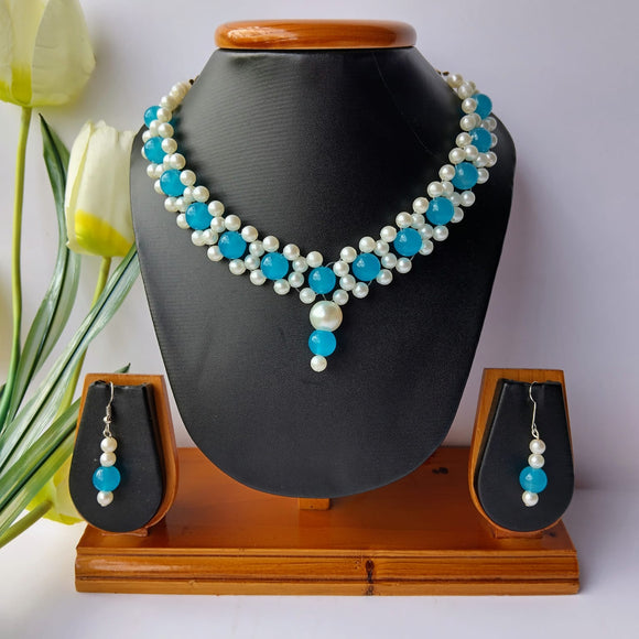 Blue Glass Beads & Pearls Single Layer Necklace